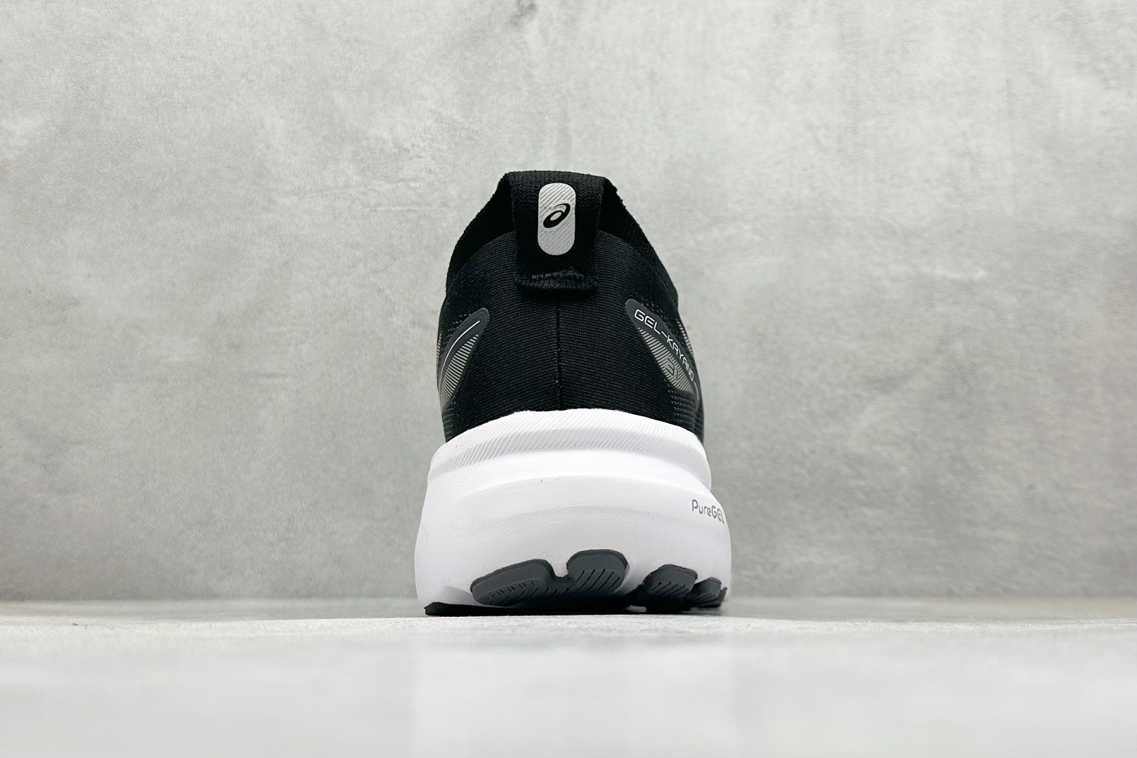 180 Asics Gel-Kayano 31代 亚瑟士运动休闲透气专业跑鞋 1011B867-002