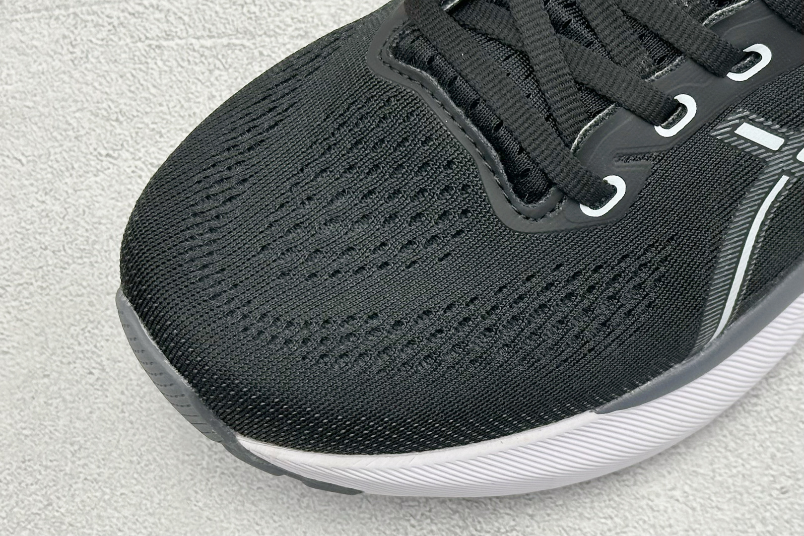 180 Asics Gel-Kayano 31代 亚瑟士运动休闲透气专业跑鞋 1011B867-002