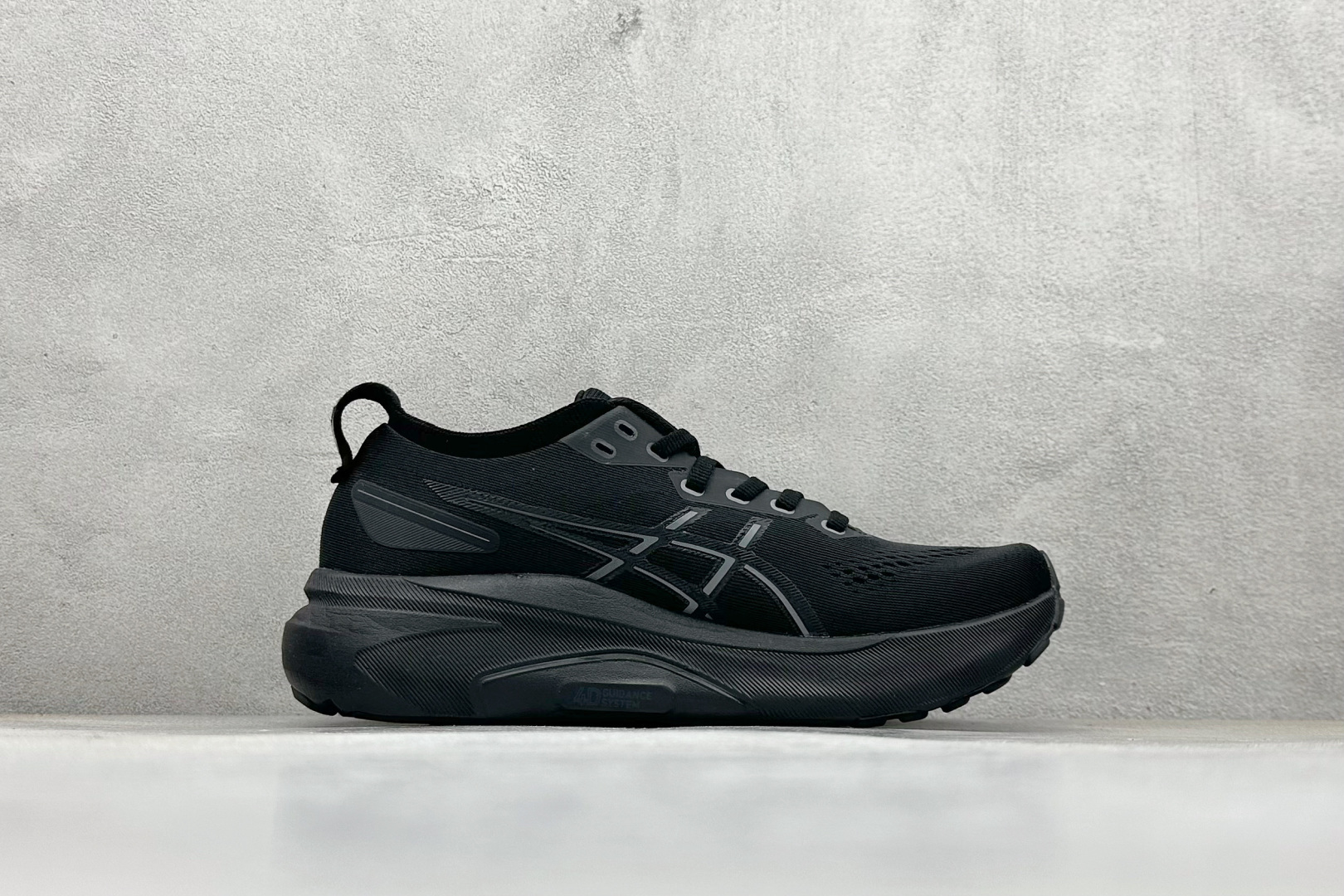 180 Asics Gel-Kayano 31代 亚瑟士运动休闲透气专业跑鞋 1011B867-001