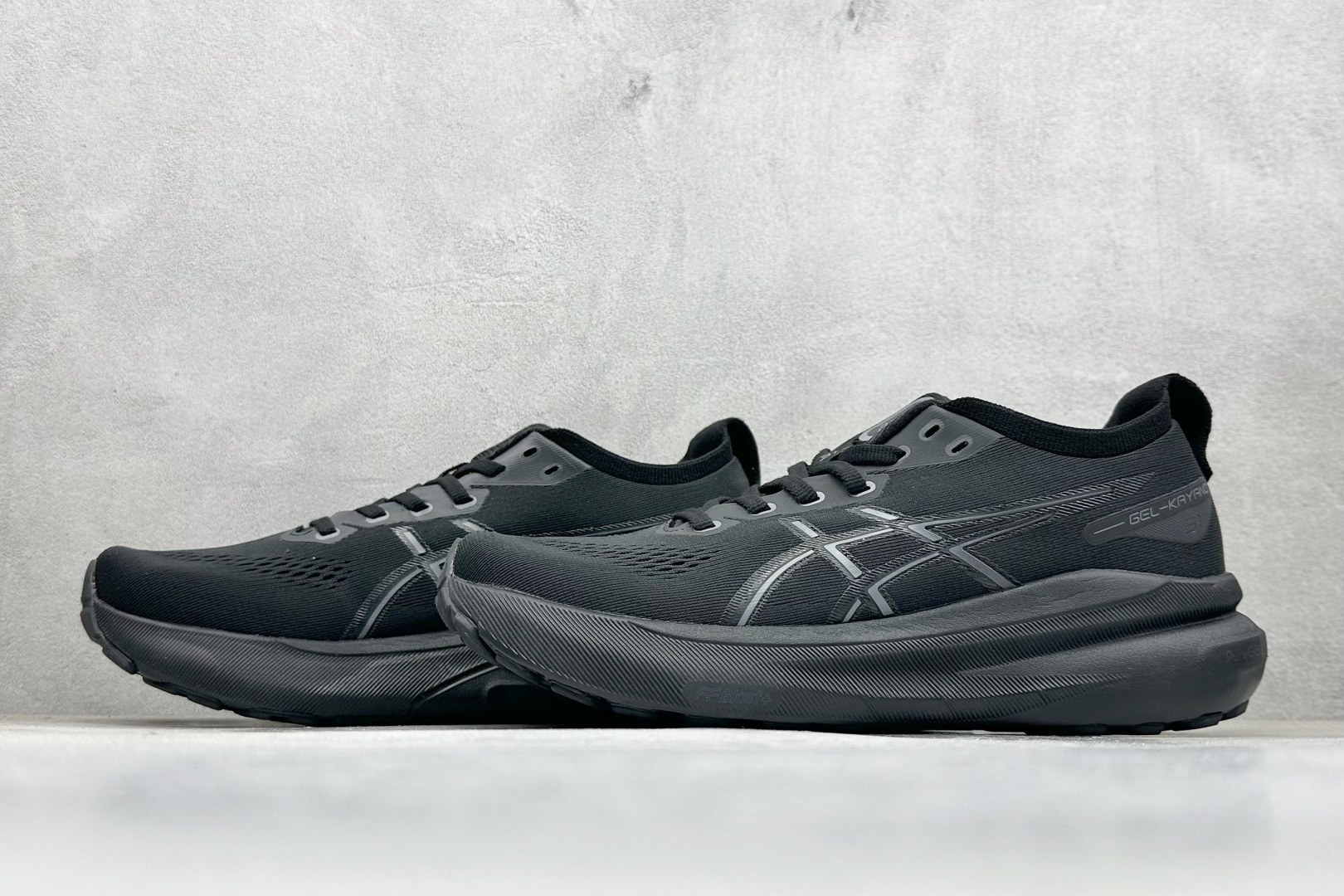 180 Asics Gel-Kayano 31代 亚瑟士运动休闲透气专业跑鞋 1011B867-001