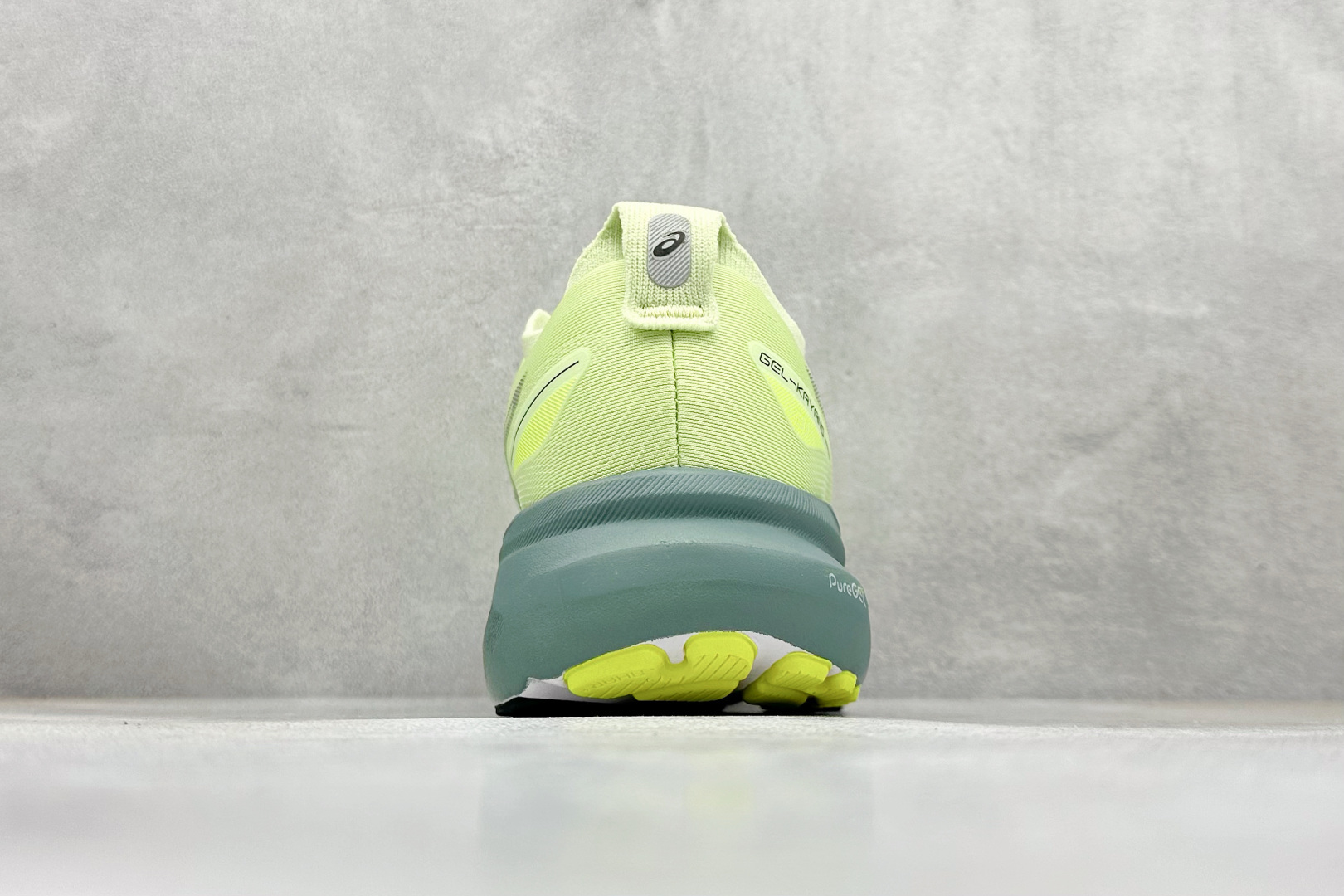 180 Asics Gel-Kayano 31代 亚瑟士运动休闲透气专业跑鞋 1011B867-300