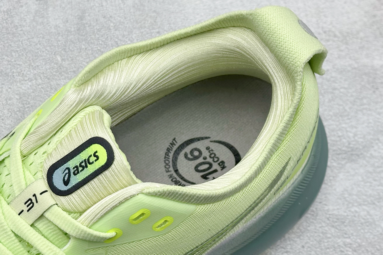 180 Asics Gel-Kayano 31代 亚瑟士运动休闲透气专业跑鞋 1011B867-300