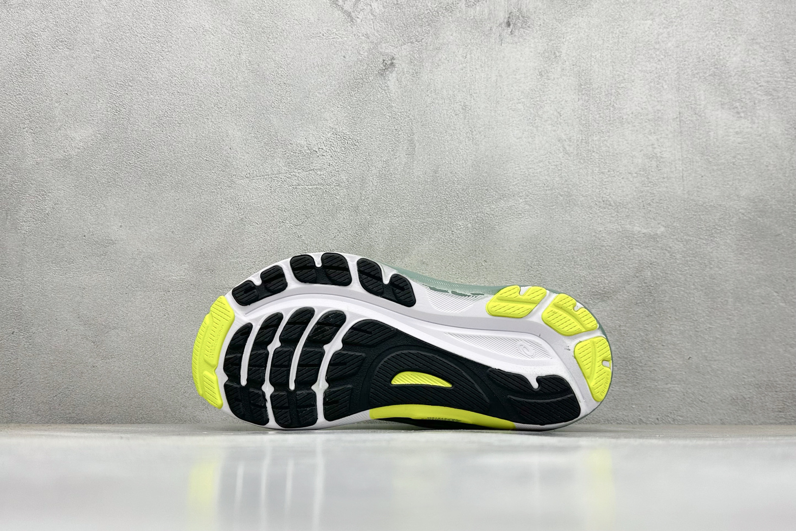 180 Asics Gel-Kayano 31代 亚瑟士运动休闲透气专业跑鞋 1011B867-300