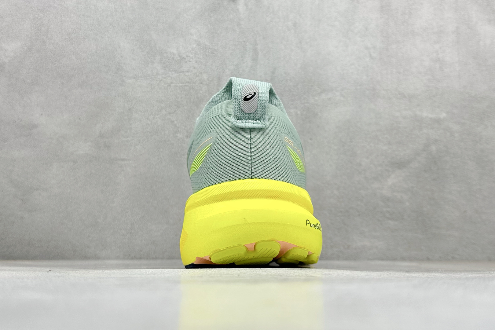 180 Asics Gel-Kayano 31代 亚瑟士运动休闲透气专业跑鞋 1011B929-750