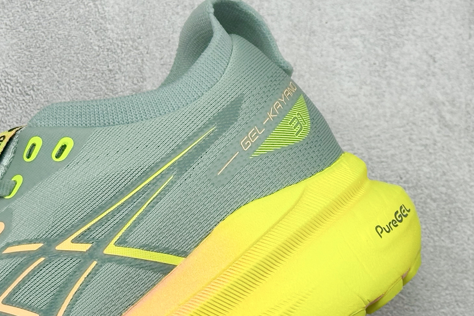 180 Asics Gel-Kayano 31代 亚瑟士运动休闲透气专业跑鞋 1011B929-750