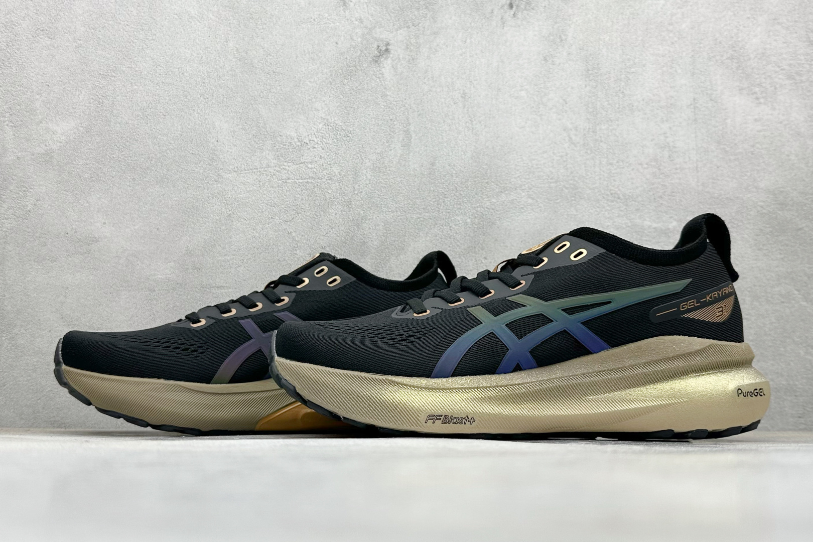 180 Asics Gel-Kayano 31代 亚瑟士运动休闲透气专业跑鞋 1011C099-001