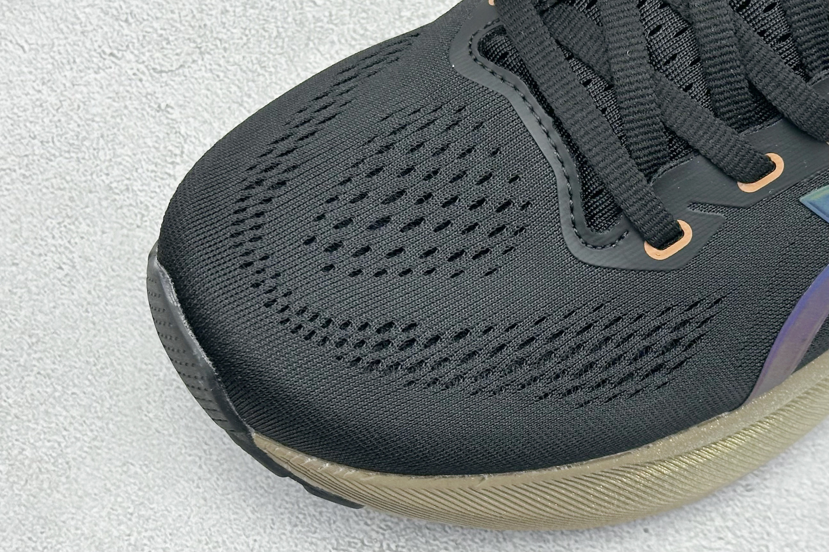 180 Asics Gel-Kayano 31代 亚瑟士运动休闲透气专业跑鞋 1011C099-001