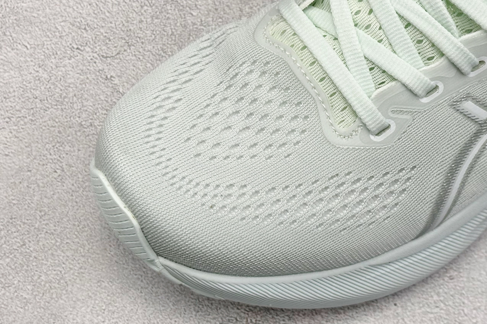 180 Asics Gel-Kayano 31代 亚瑟士运动休闲透气专业跑鞋 1011B867-302