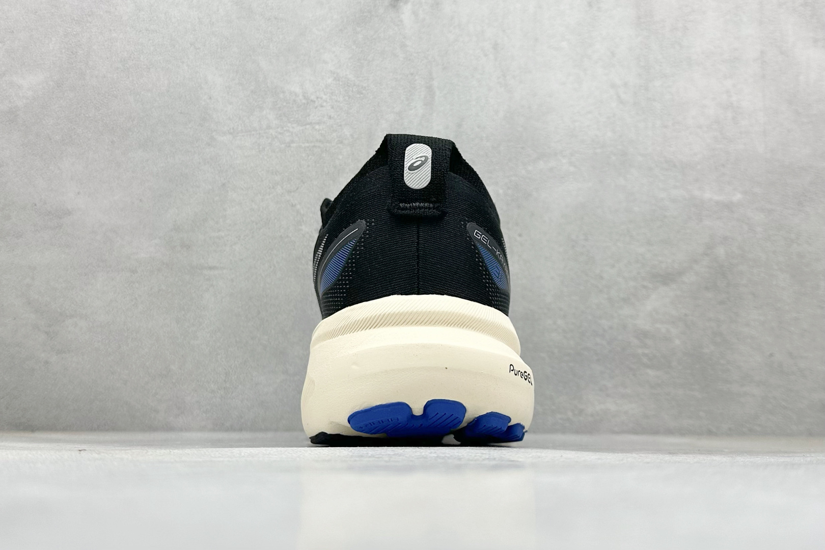 180 Asics Gel-Kayano 31代 亚瑟士运动休闲透气专业跑鞋 1011B995-001