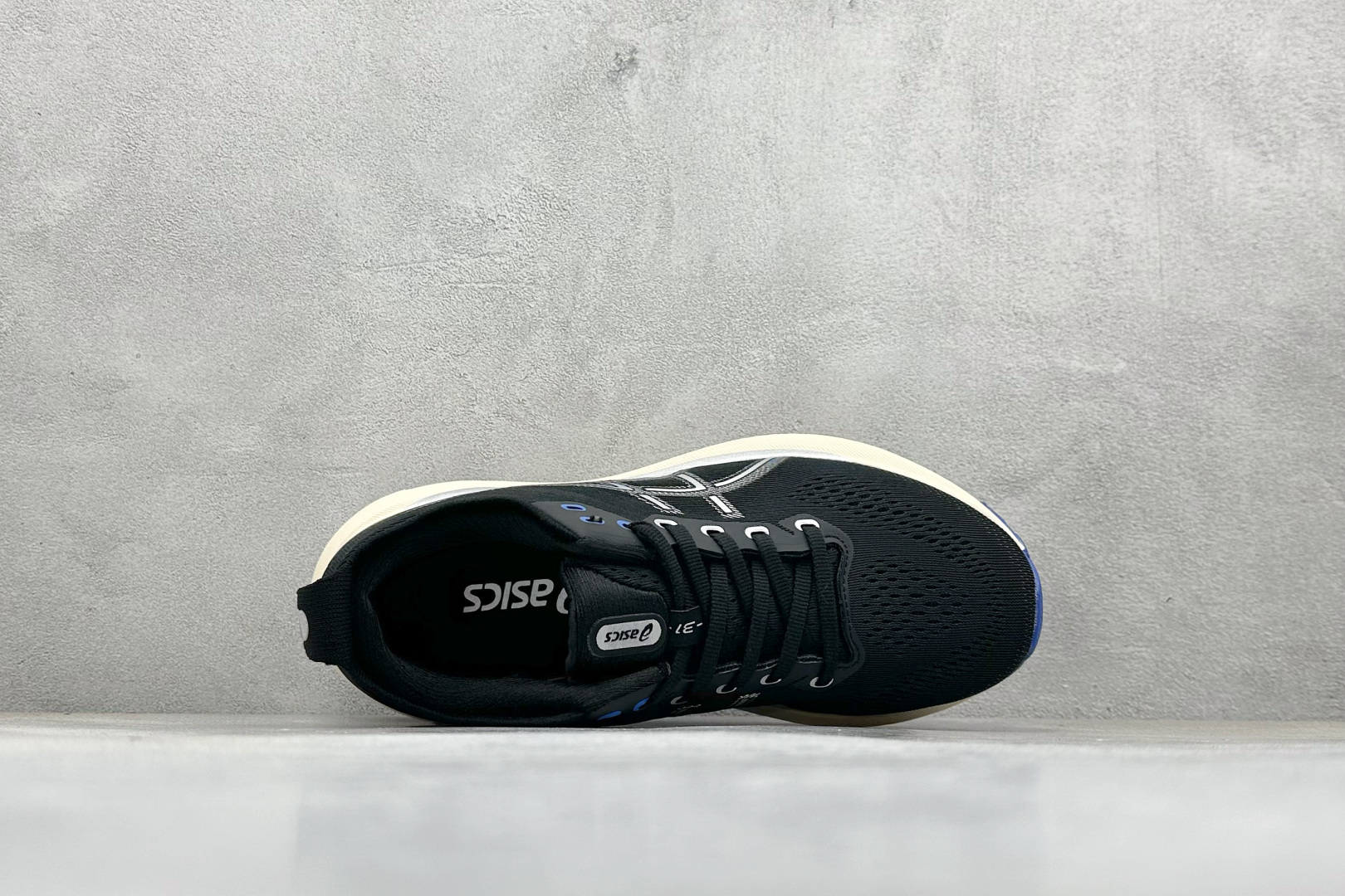 180 Asics Gel-Kayano 31代 亚瑟士运动休闲透气专业跑鞋 1011B995-001