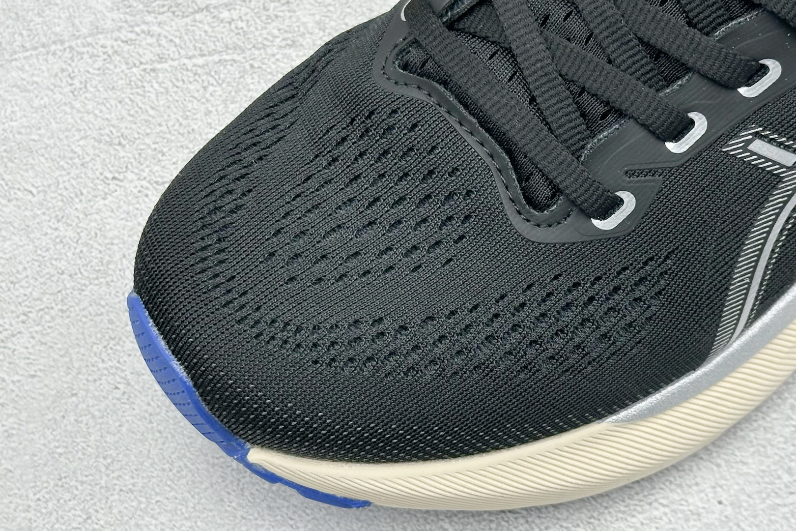 180 Asics Gel-Kayano 31代 亚瑟士运动休闲透气专业跑鞋 1011B995-001