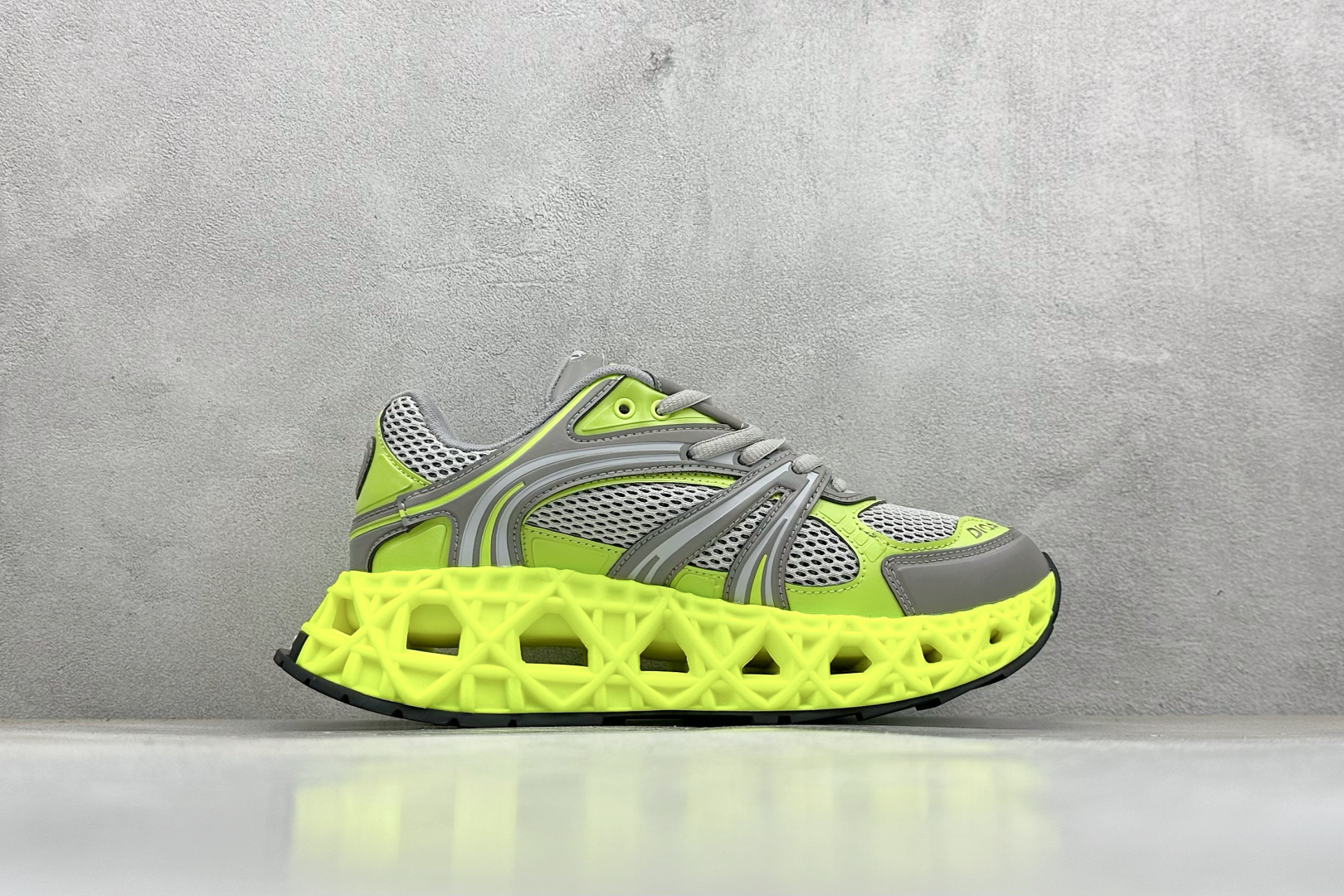 380 Dior x Kaws迪奥 联名款B35胶囊系列 镂空