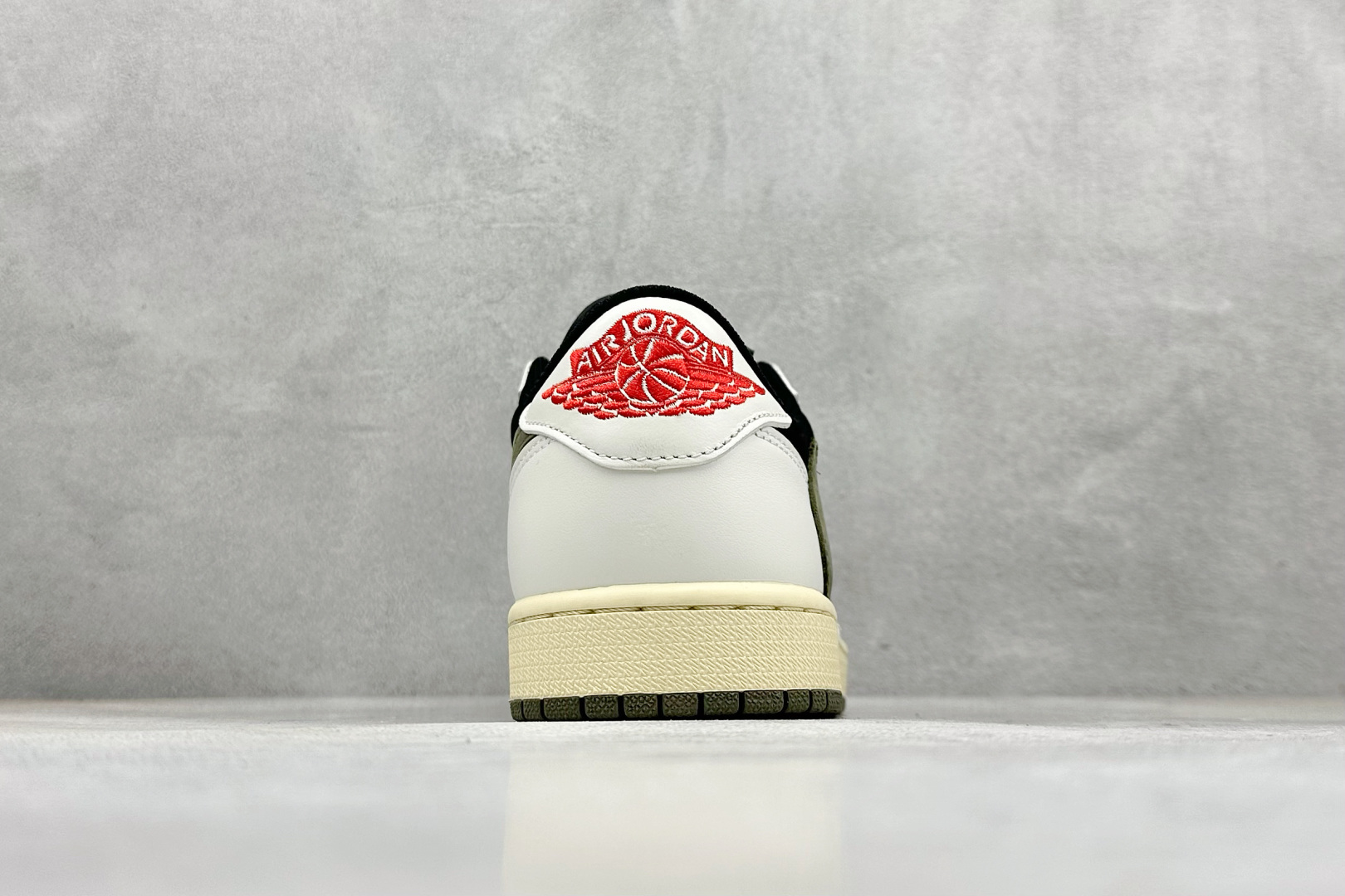 终端放店新F版Fragment x TS x Air Jordan 1 Low 三方联名低帮倒勾板鞋橄榄