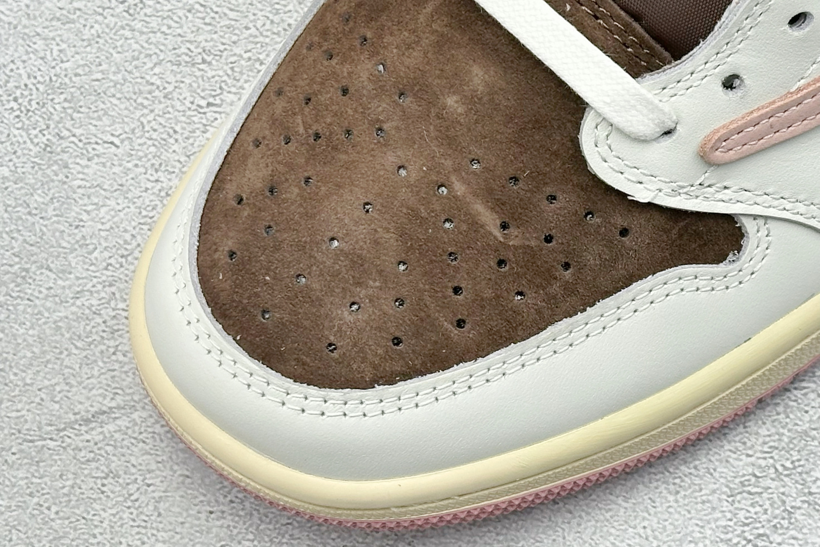 终端放店新F版Fragment x TS x Air Jordan 1 Low 三方联名低帮倒勾板鞋棕粉