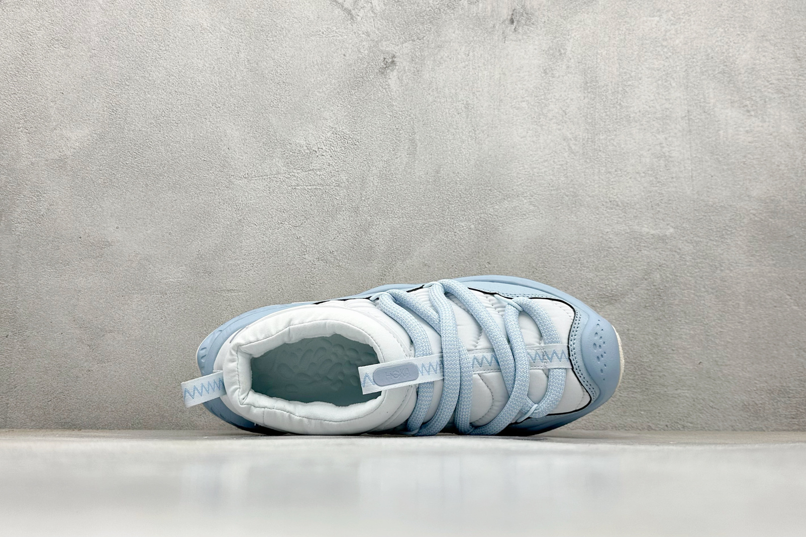 HOKA ONE ONE Ora Primo 内里薄绒 秋冬季保暖半拖这款鞋无论从脚感上 设计上都是顶流