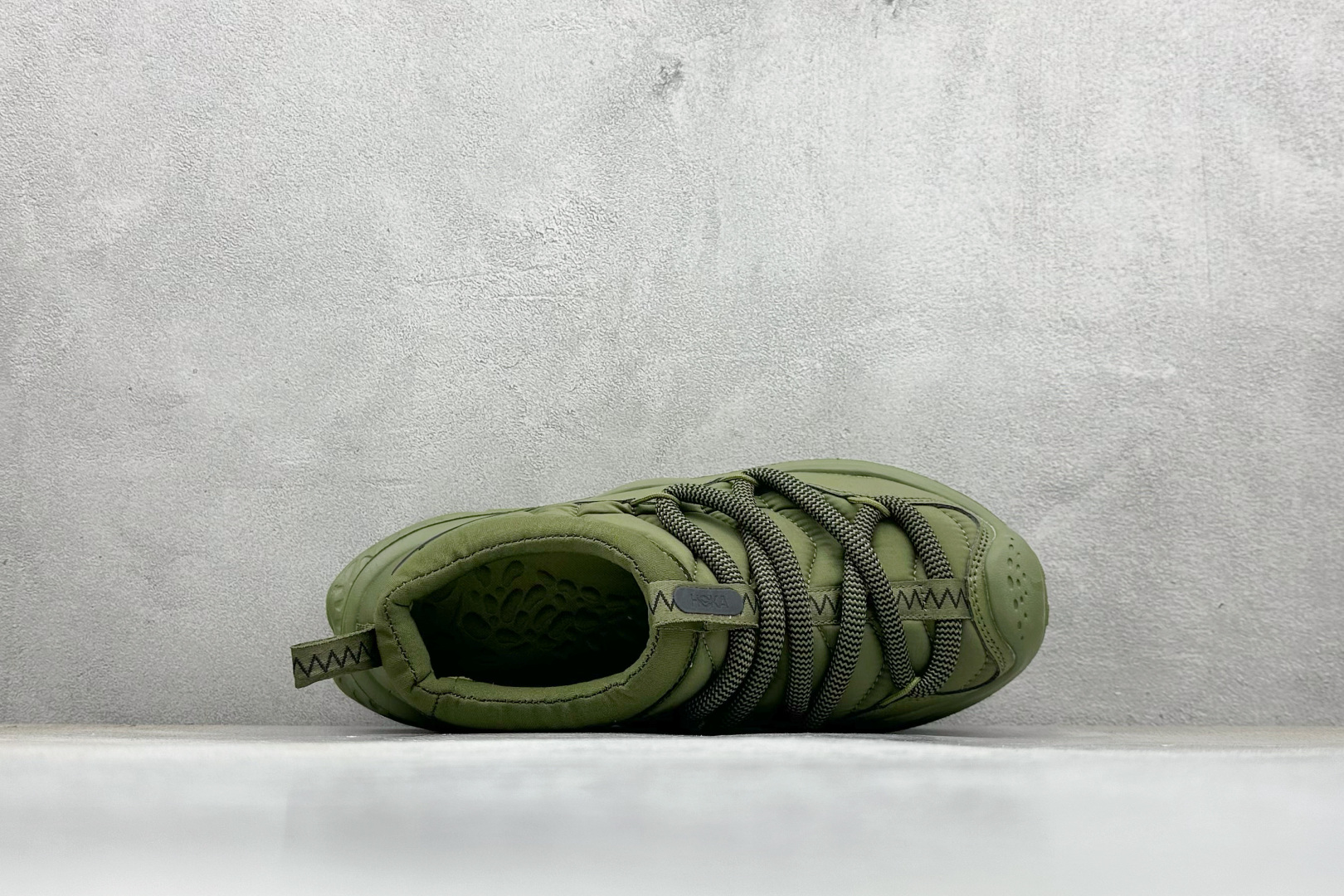 HOKA ONE ONE Ora Primo 内里薄绒 秋冬季保暖半拖这款鞋无论从脚感上 设计上都是顶流