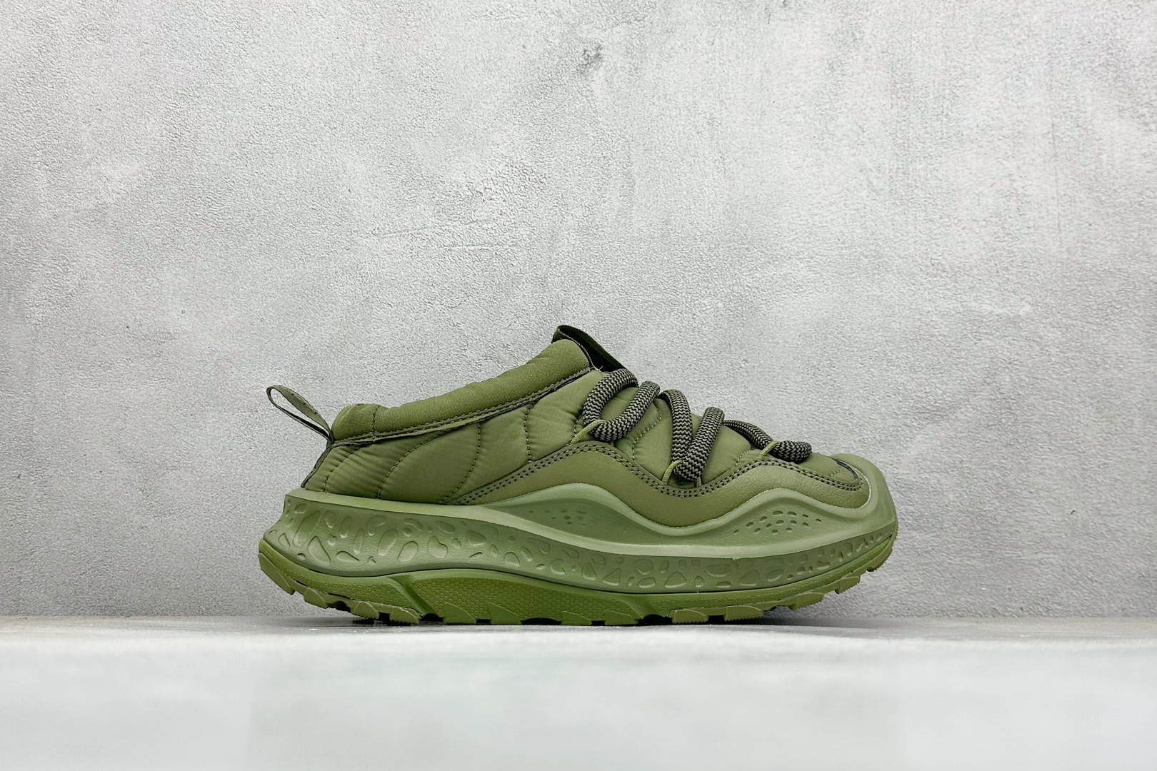 HOKA ONE ONE Ora Primo 内里薄绒 秋冬季保暖半拖这款鞋无论从脚感上 设计上都是顶流