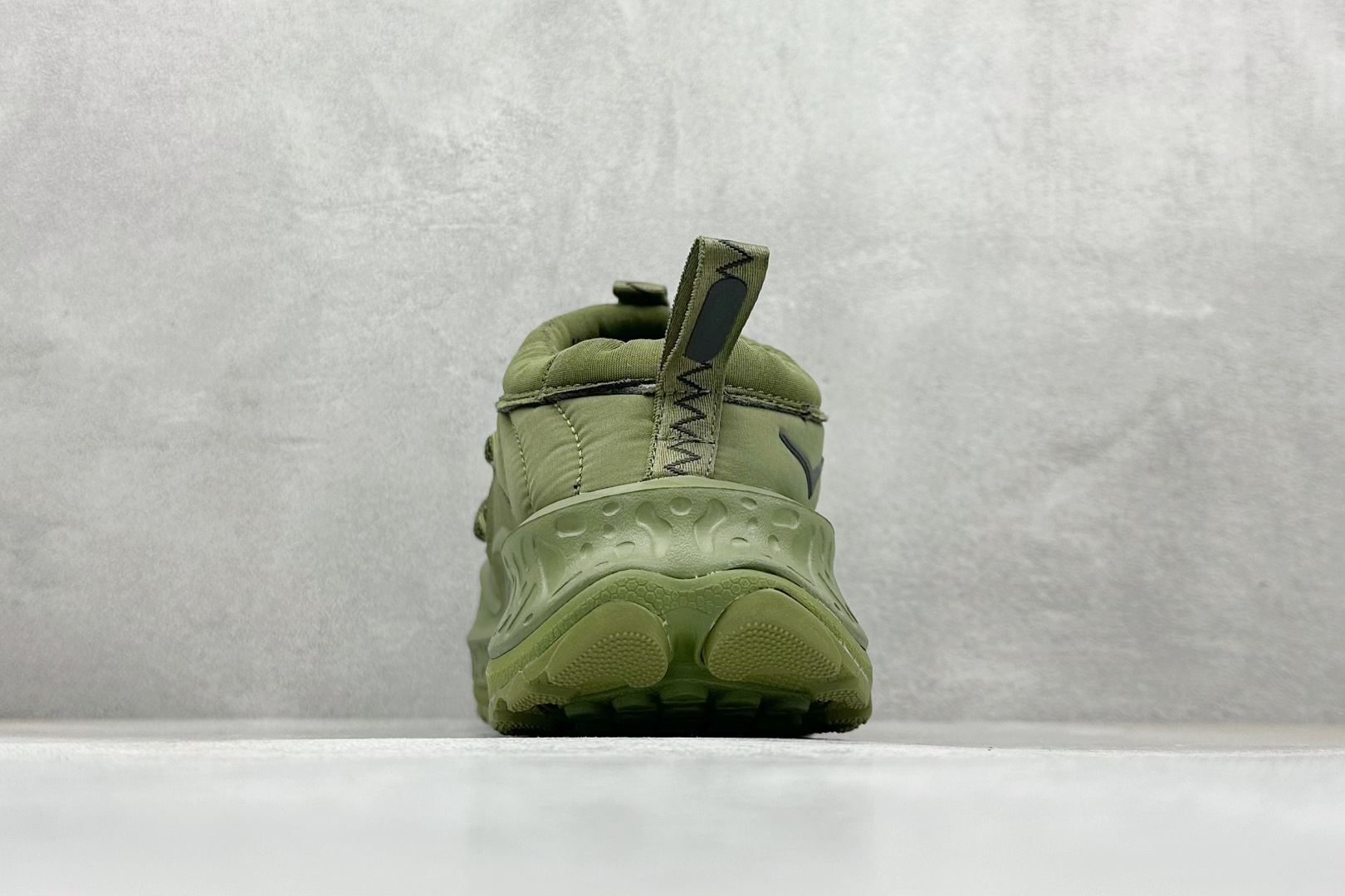 HOKA ONE ONE Ora Primo 内里薄绒 秋冬季保暖半拖这款鞋无论从脚感上 设计上都是顶流