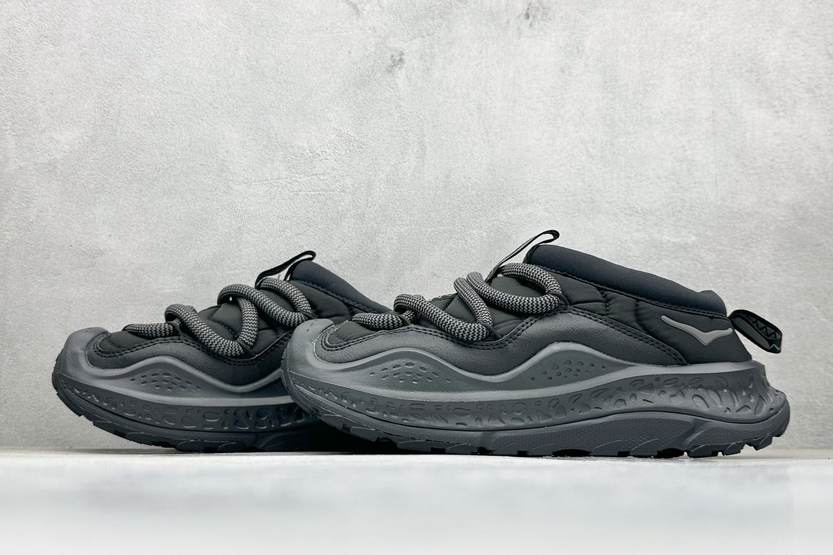 HOKA ONE ONE Ora Primo 内里薄绒 秋冬季保暖半拖这款鞋无论从脚感上 设计上都是顶流