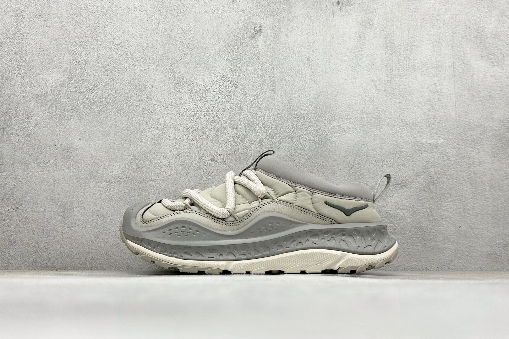 HOKA ONE ONE Ora Primo 内里薄绒 秋冬季保暖半拖这款鞋无论从脚感上 设计上都是顶流