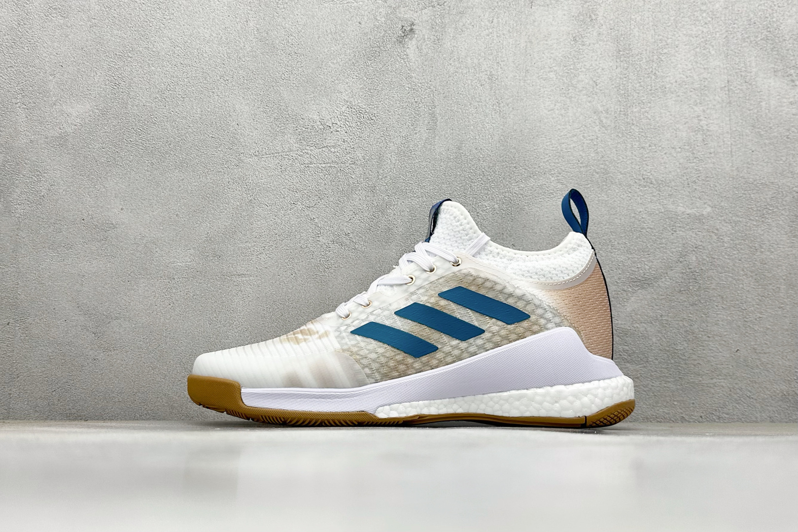 ADIDAS CRAZYFLIGHT MID 运动鞋 减震防滑 针织网面设计 鞋底采用真爆颗粒 三层组合大底 舒适透气 GW5099 ADIDAS CRAZYFLIGHT MID 运动鞋 减震防滑 针织网面设计 鞋底采用真爆颗粒 三层组合大底 舒适透气 GW5099