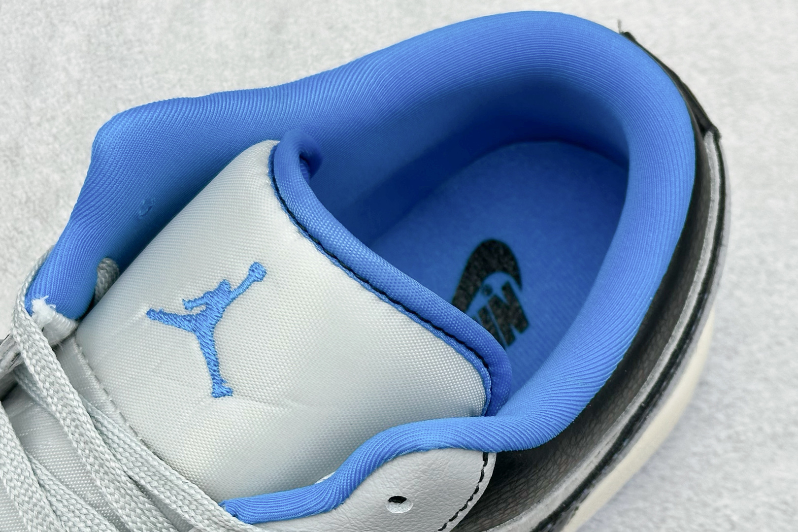 Travis Scott x Nike Air Jordan 1 Low x 北面联名 LD2025-002 Travis Scott x Nike Air Jordan 1 Low x 北面联名 LD2025-002