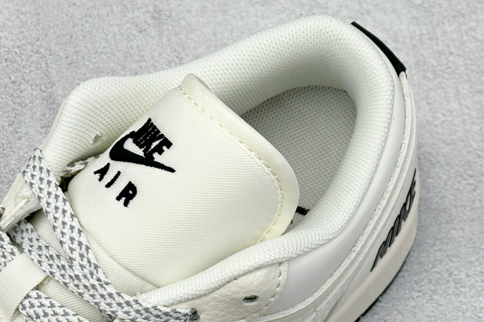 Air Jordan 1 Low AJ1 乔1 经典黑 高端定制 低帮复古篮球鞋 XX3168-219