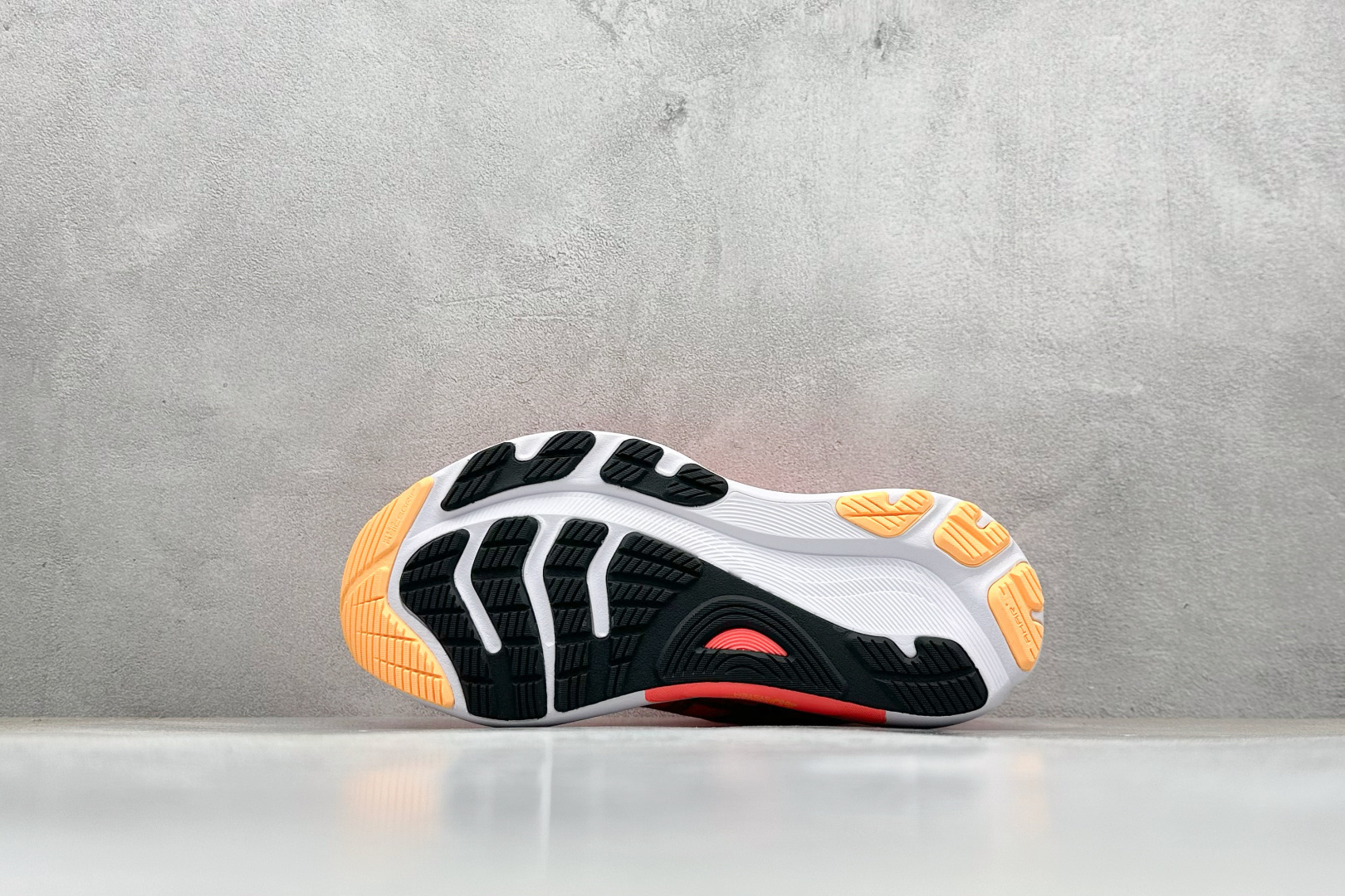 180 Asics Gel-Kayano 32代 亚瑟士运动休闲透气专业跑鞋 1011C052-600