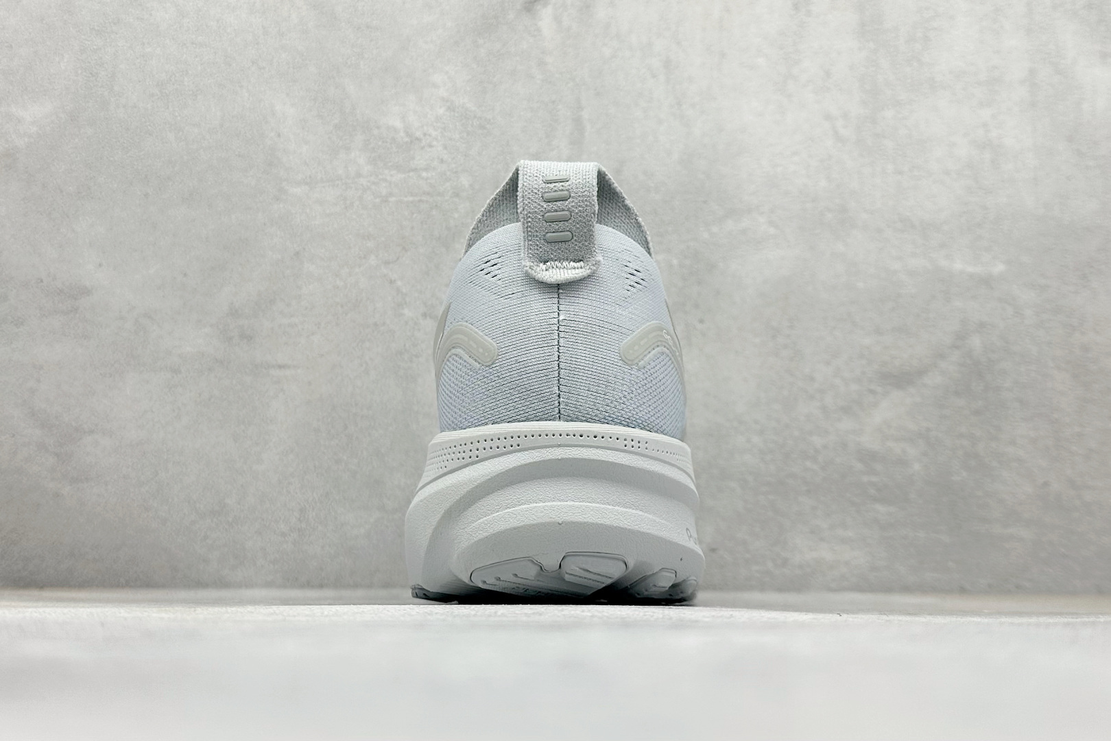 180 Asics Gel-Kayano 32代 亚瑟士运动休闲透气专业跑鞋 1011C051-020