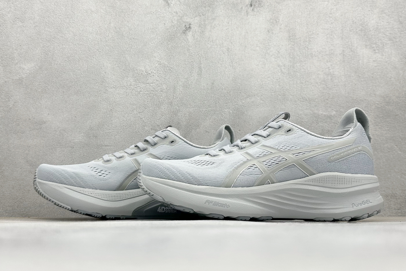 180 Asics Gel-Kayano 32代 亚瑟士运动休闲透气专业跑鞋 1011C051-020