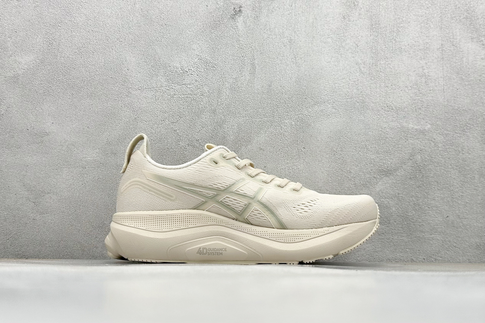 180 Asics Gel-Kayano 32代 亚瑟士运动休闲透气专业跑鞋 1011C052-250