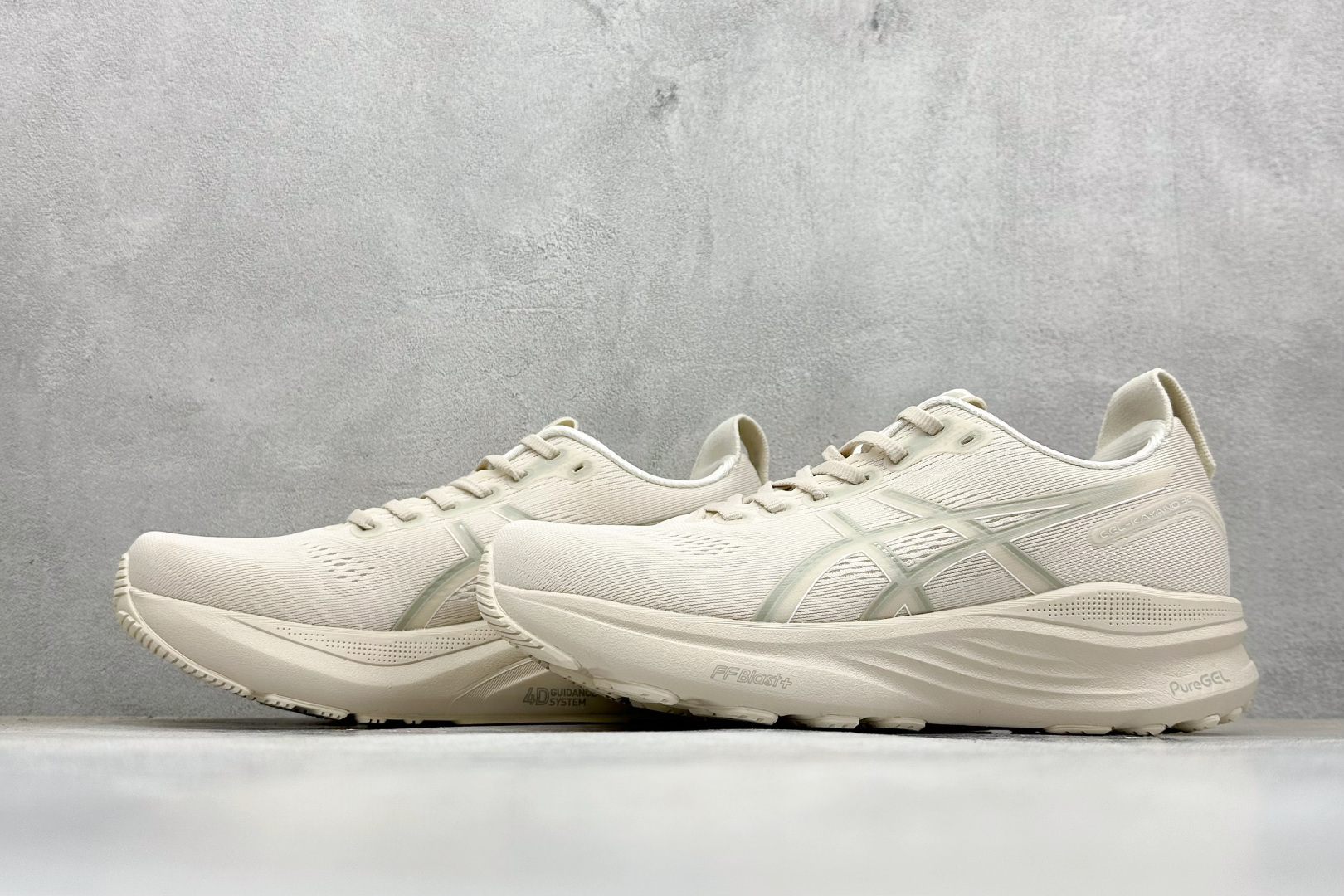 180 Asics Gel-Kayano 32代 亚瑟士运动休闲透气专业跑鞋 1011C052-250