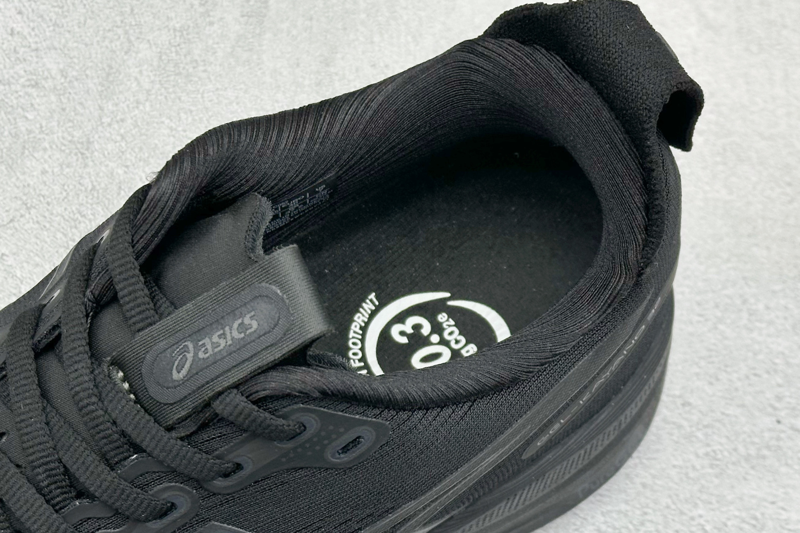 180 Asics Gel-Kayano 32代 亚瑟士运动休闲透气专业跑鞋 1011C052-001