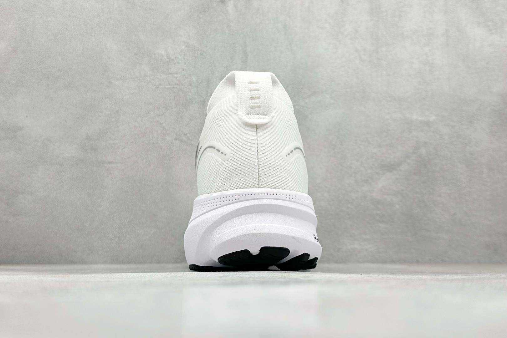 180 Asics Gel-Kayano 32代 亚瑟士运动休闲透气专业跑鞋 1011C052-100