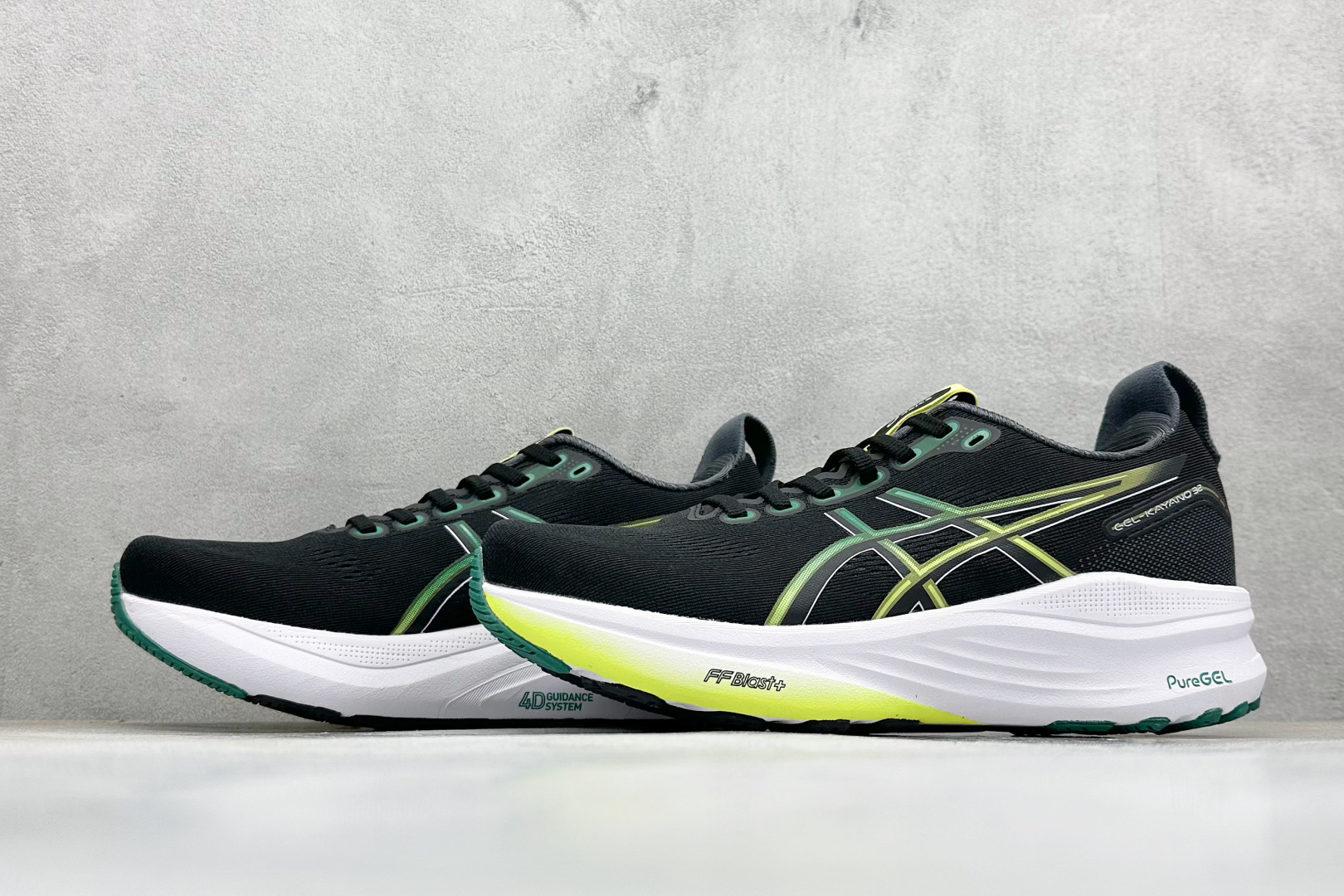 180 Asics Gel-Kayano 32代 亚瑟士运动休闲透气专业跑鞋 1011C052-003