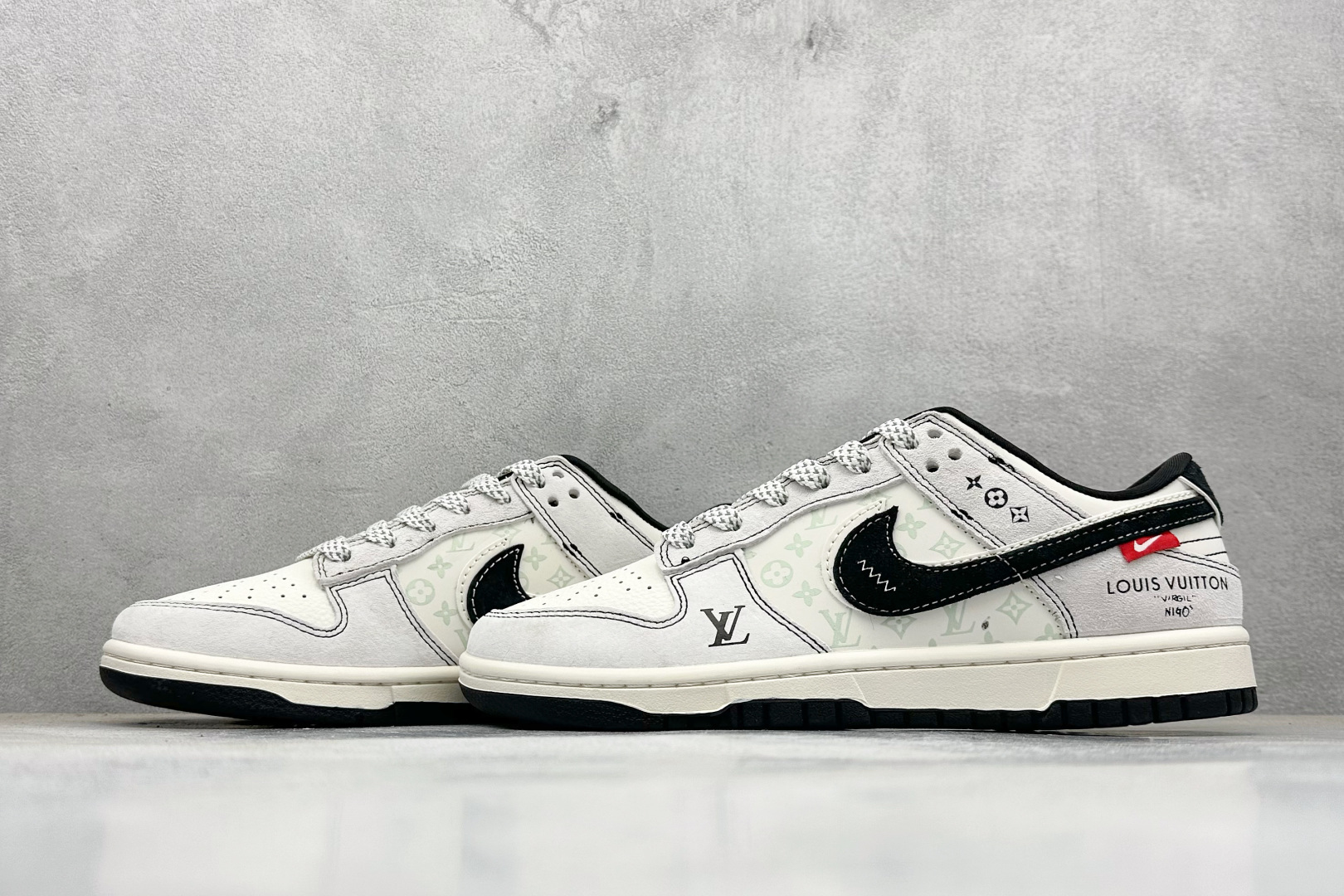 XC版Nike SB Dunk Low“LV联名——黑白双勾” 周年高端定制 低帮休闲板鞋 CX5050-Y21