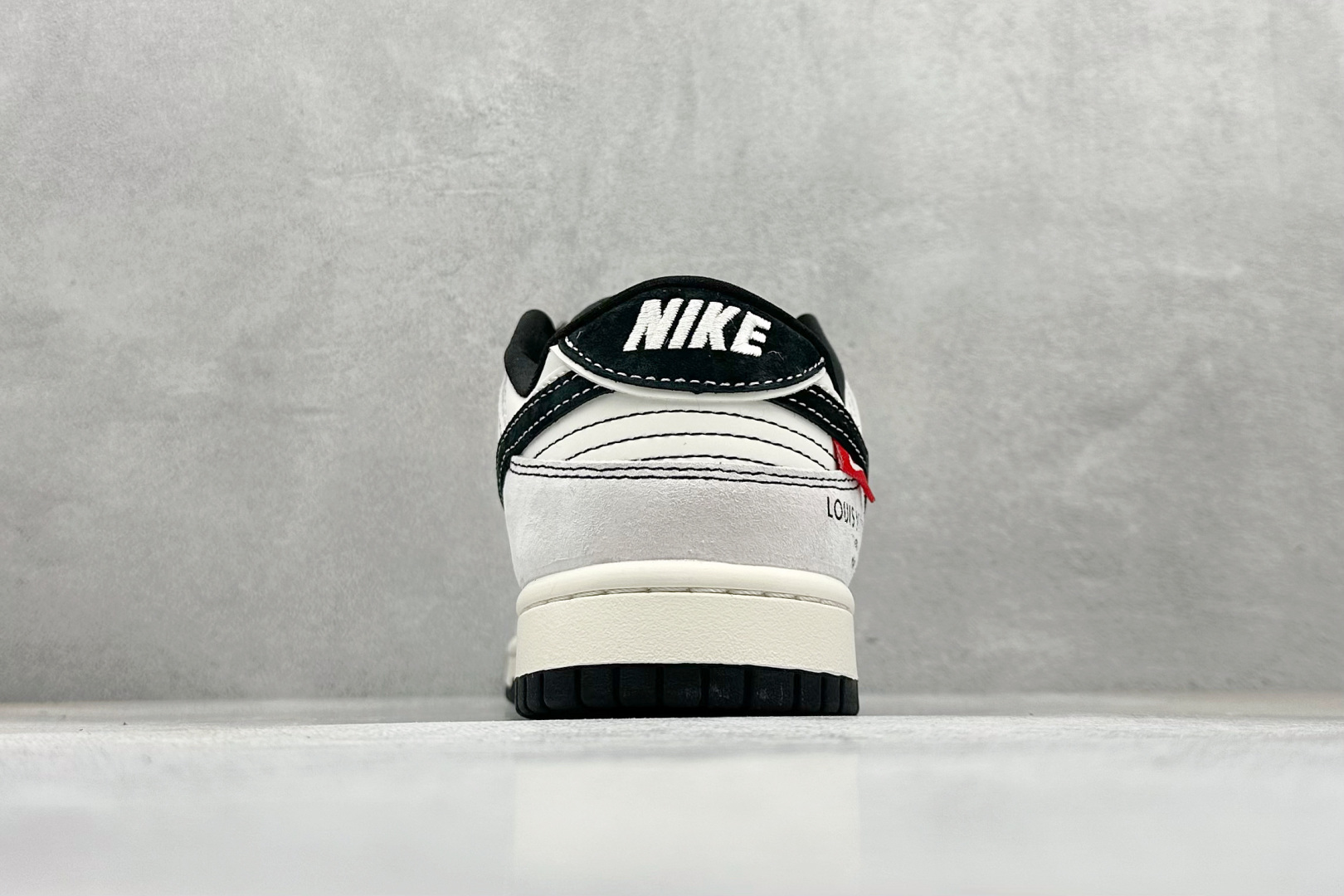 XC版Nike SB Dunk Low“LV联名——黑白双勾” 周年高端定制 低帮休闲板鞋 CX5050-Y21