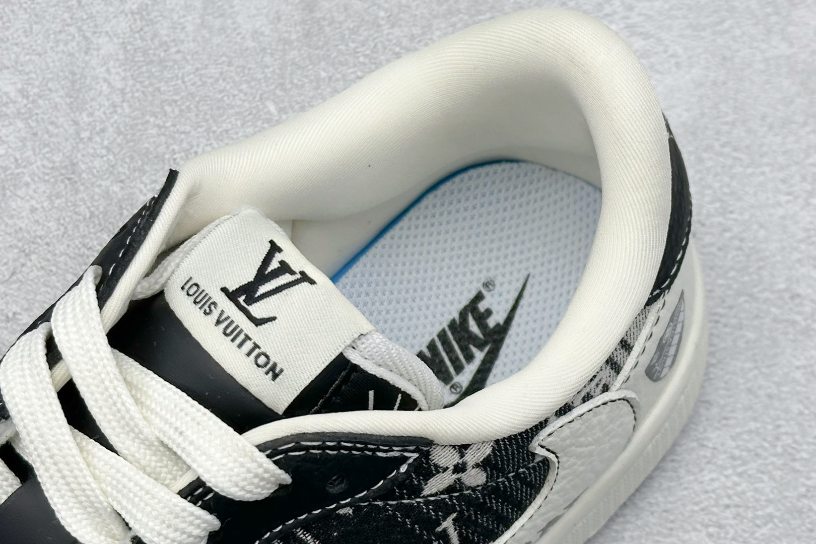 SC版Travis Scott x Fragment Design x Air Jordan 1 Low SP AJ1 乔1 LV联名 黑白牛仔 低帮文化休闲板鞋 SC0601-052 SC版Travis Scott x Fragment Design x Air Jordan 1 Low SP AJ1 乔1 LV联名 黑白牛仔 低帮文化休闲板鞋 SC0601-052