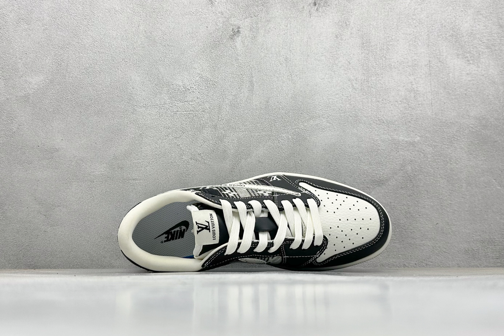 SC版Travis Scott x Fragment Design x Air Jordan 1 Low SP AJ1 乔1 LV联名 黑白牛仔 低帮文化休闲板鞋 SC0601-052 SC版Travis Scott x Fragment Design x Air Jordan 1 Low SP AJ1 乔1 LV联名 黑白牛仔 低帮文化休闲板鞋 SC0601-052