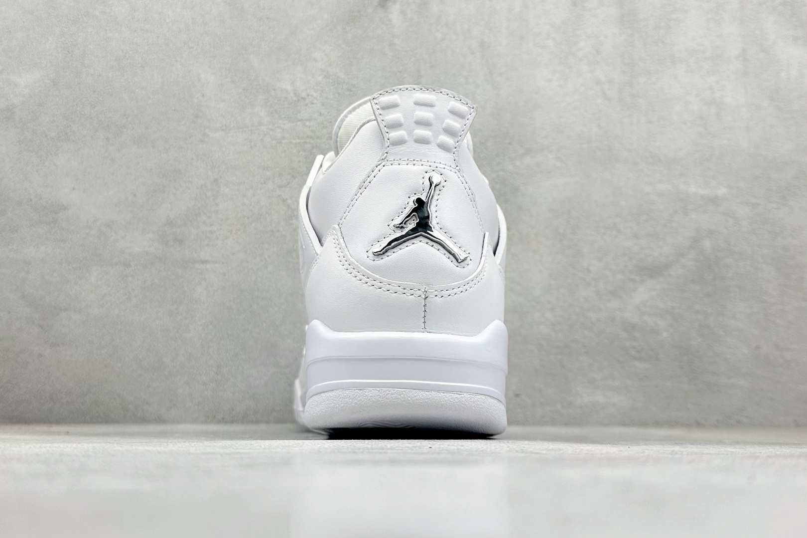 新F版Air Jordan AJ4 Retro 白猫 中帮篮球鞋 308497-100