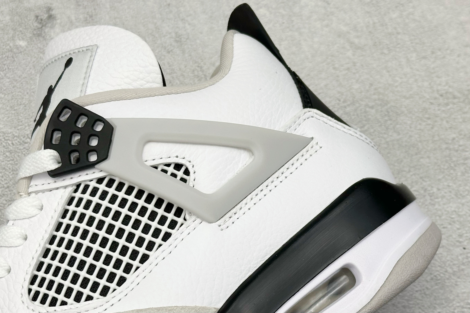 新F版Air Jordan AJ4 Retro 灰黑 中帮篮球鞋 DH6927-111