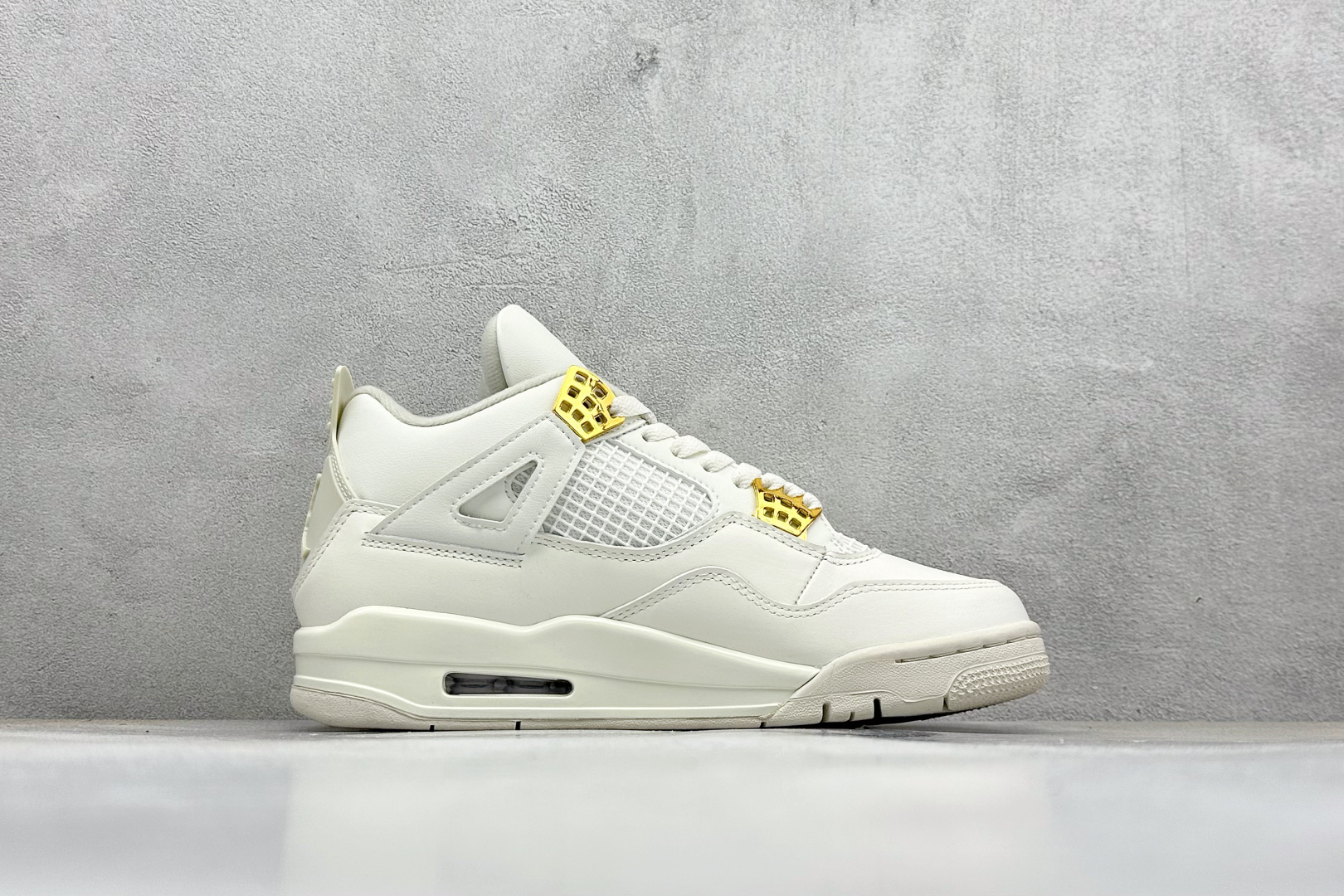 新F版Air Jordan AJ4 Retro 白金 中帮篮球鞋 AQ9129-170 新F版Air Jordan AJ4 Retro 白金 中帮篮球鞋 AQ9129-170