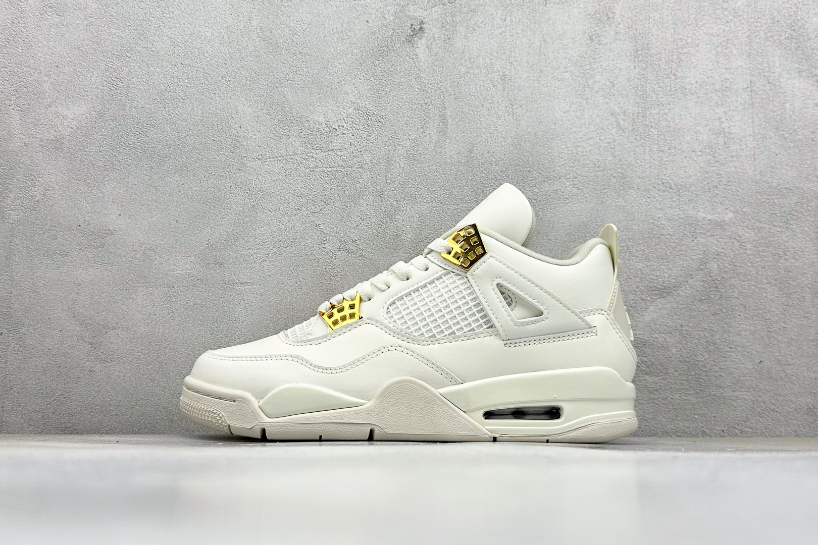 新F版Air Jordan AJ4 Retro 白金 中帮篮球鞋 AQ9129-170 新F版Air Jordan AJ4 Retro 白金 中帮篮球鞋 AQ9129-170
