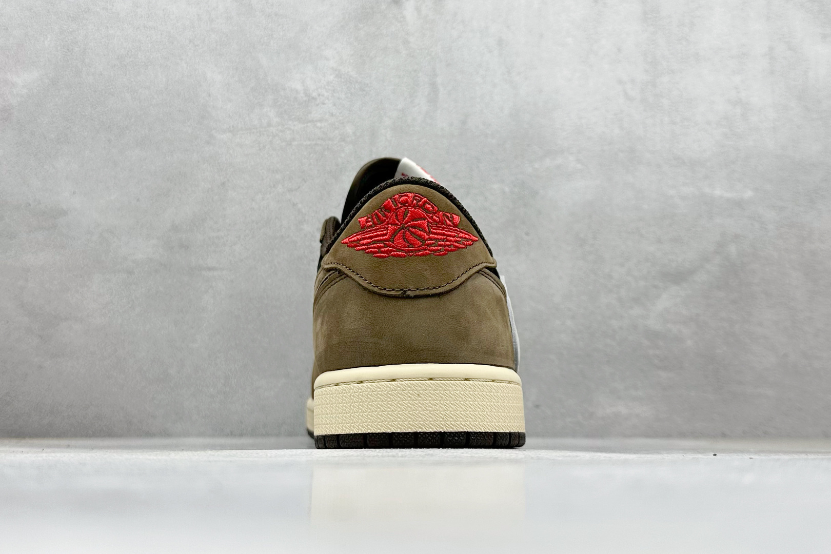 新F版Fragment x TS x Air Jordan 1 Low 三方联名低帮倒勾板鞋黑棕 CQ4277-001