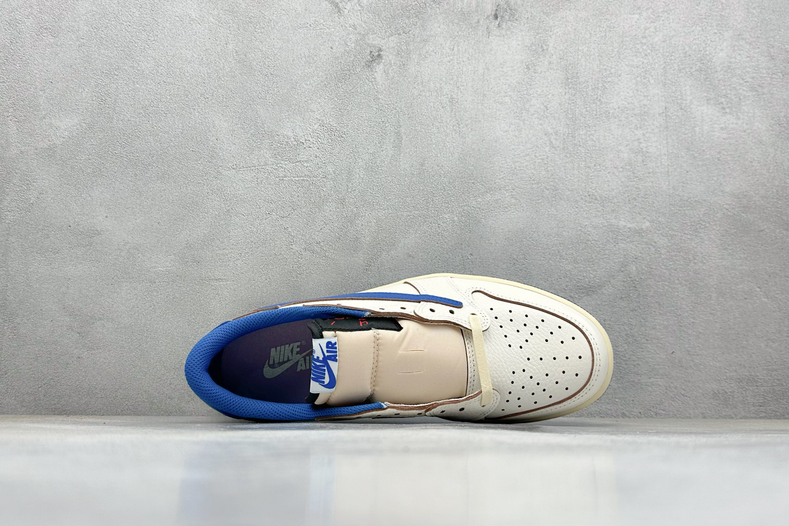 新F版Fragment x TS x Air Jordan 1 Low 三方联名低帮倒勾板鞋白蓝 DM7866-104
