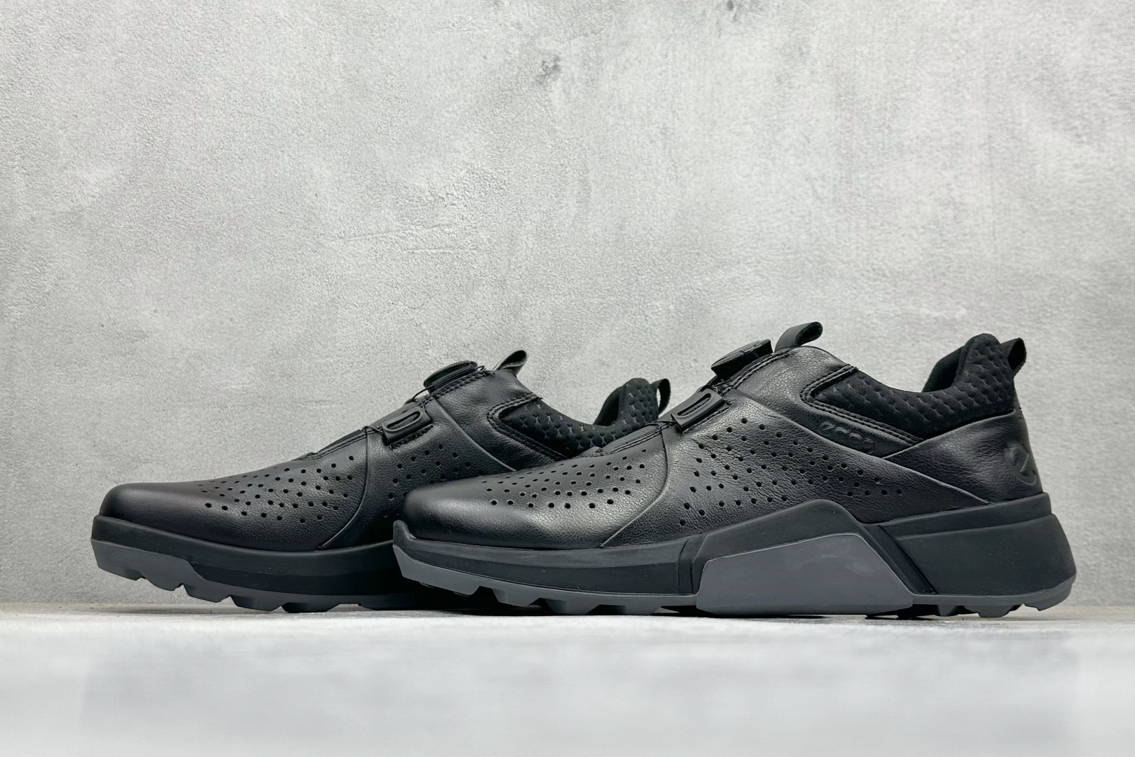 280 ECCO爱步老爹鞋男士夏季新款 全头层百搭潮流户外运动鞋 健步BIOM系列新款 875825