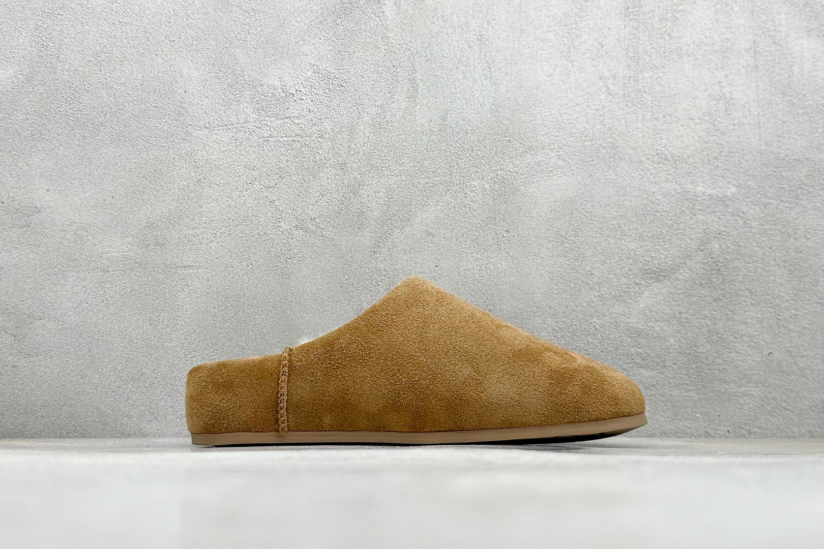 240 顶级版本25新款UGGEleaSlip-On轻薄一脚蹬居家办公室空调房室内易搭配超时髦大长腿福利款 1171390-Chinese UA Cheap High Quatity Brand Clothes Bags handbags Sneakers wholesale wholesaler seller from China Factory suppliers Fashion Clothing Shoes best Quality Beautiful Price 240 顶级版本25新款UGGEleaSlip-On轻薄一脚蹬居家办公室空调房室内易搭配超时髦大长腿福利款 1171390