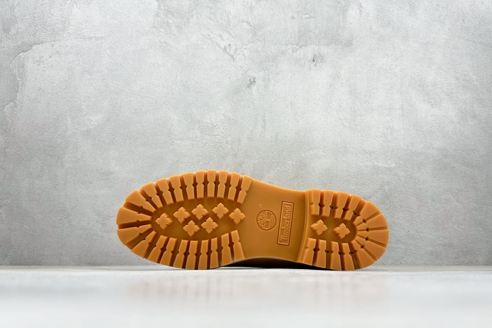 280 广东中山版添柏岚Timberland踢不烂/经典款黄色高帮 女款六孔型号10361男款七孔型号10061