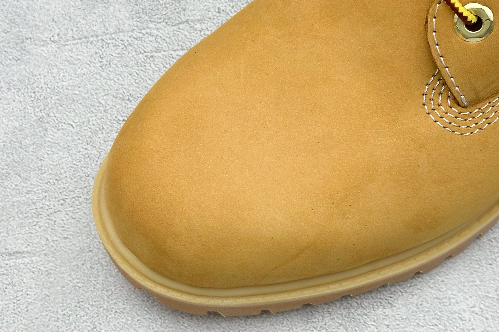 280 广东中山版添柏岚Timberland踢不烂/经典款黄色高帮 女款六孔型号10361男款七孔型号10061