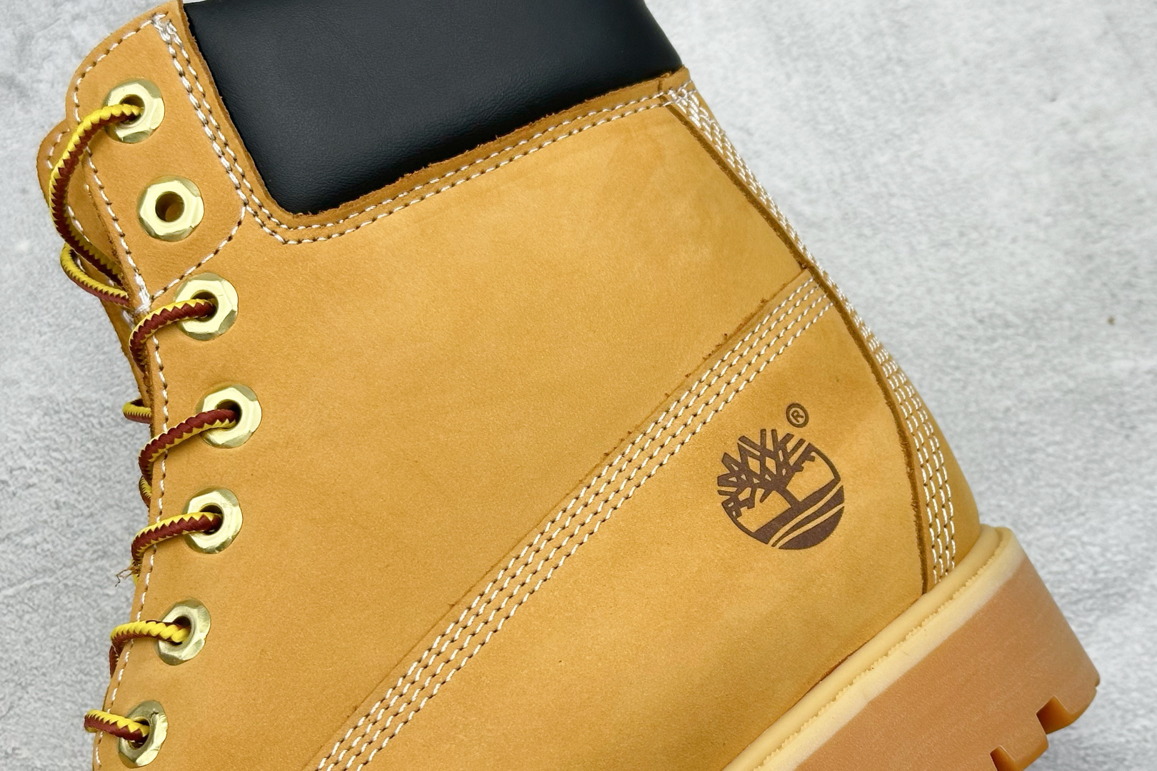 280 广东中山版添柏岚Timberland踢不烂/经典款黄色高帮 女款六孔型号10361男款七孔型号10061